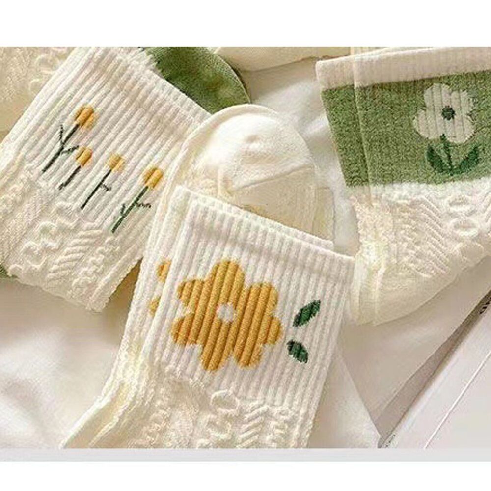 Women 5 Pairs Flowers Cotton Socks Comfort Casual Soft Fashion All Season Socks - Picture 2 of 6